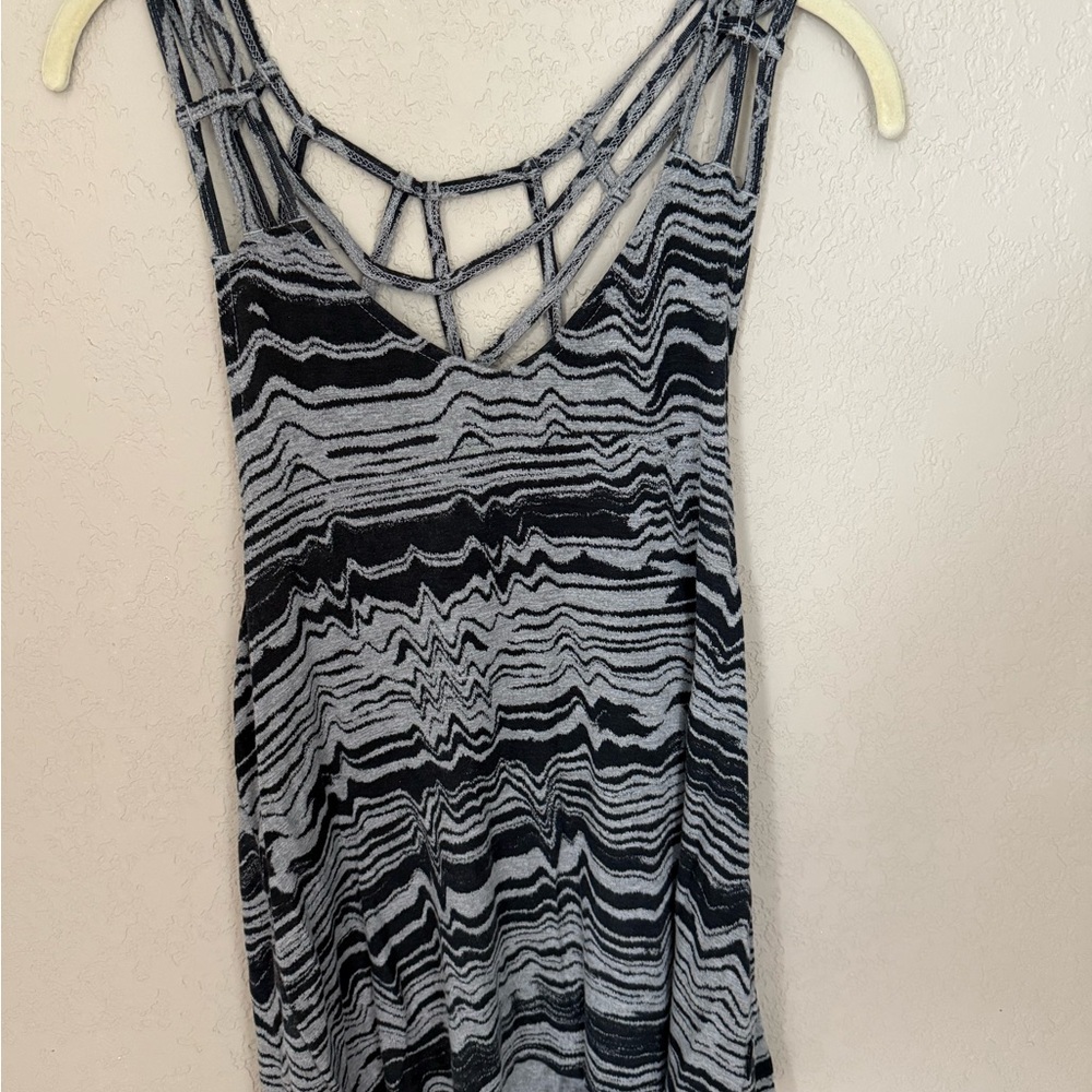 RVCA Stylish Black and Gray Women's Top